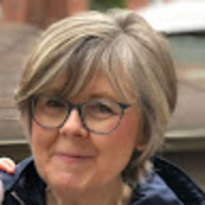 Meet your Posher, Debbie